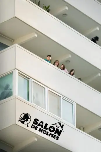 مسلسل صالون هولمز Salon De Holmes  الموسم الاول الحلقة 2 مترجمة